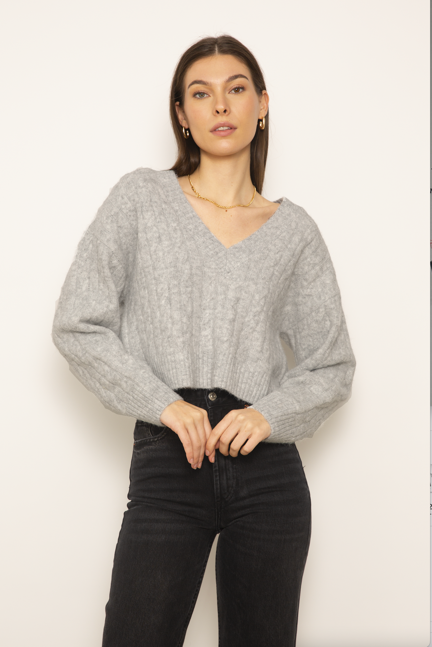 Yorke Cable Crop VNeck